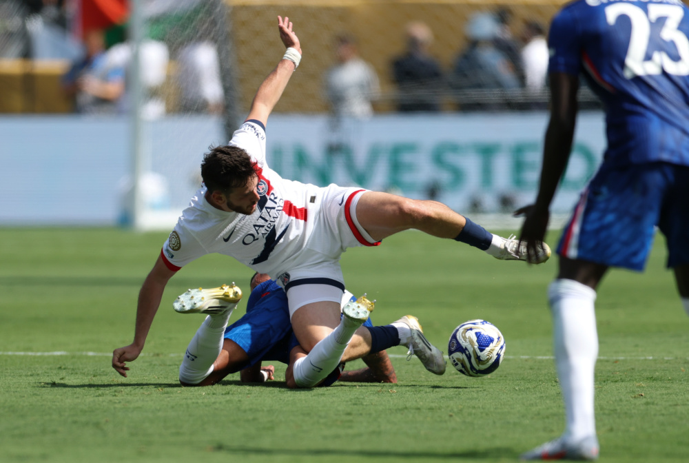 中脱颖而出 中脱颖而出