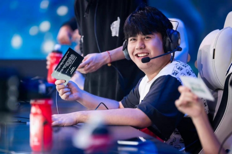 有助于其在 有助于其在