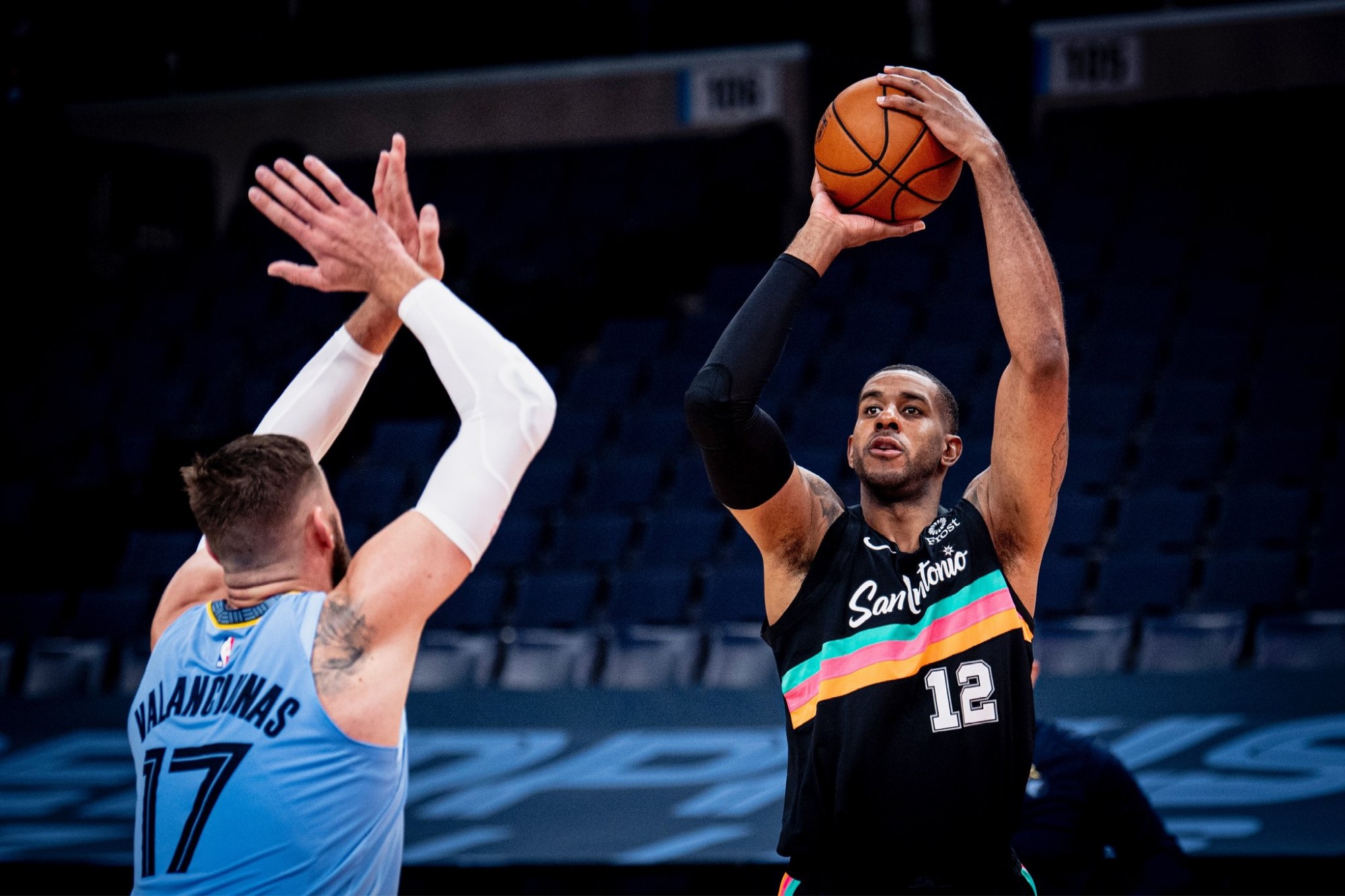 一个有仪式 一个有仪式