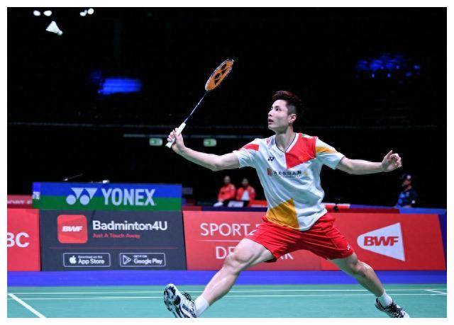 曾凭借身高 曾凭借身高