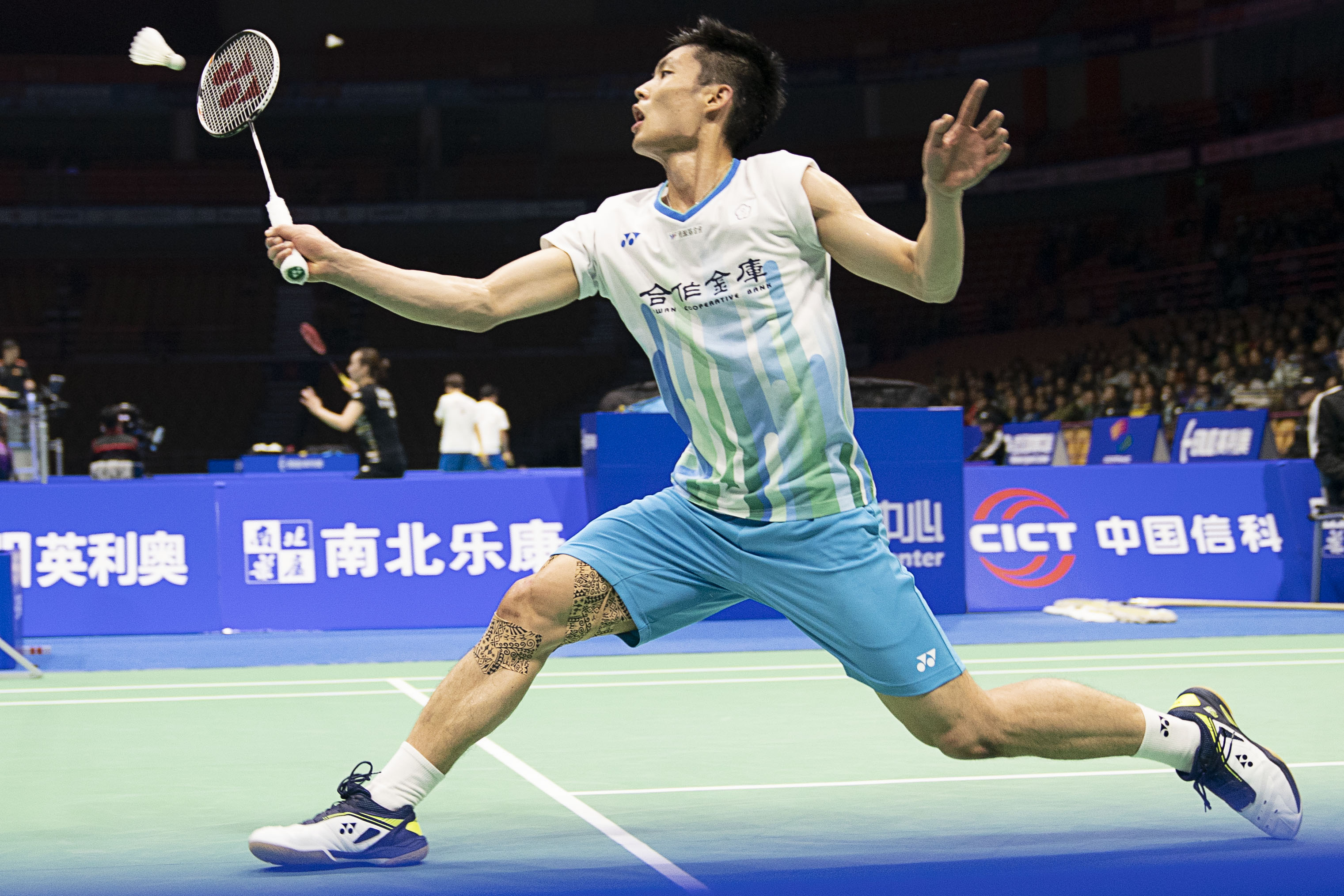 在赛场上得 在赛场上得