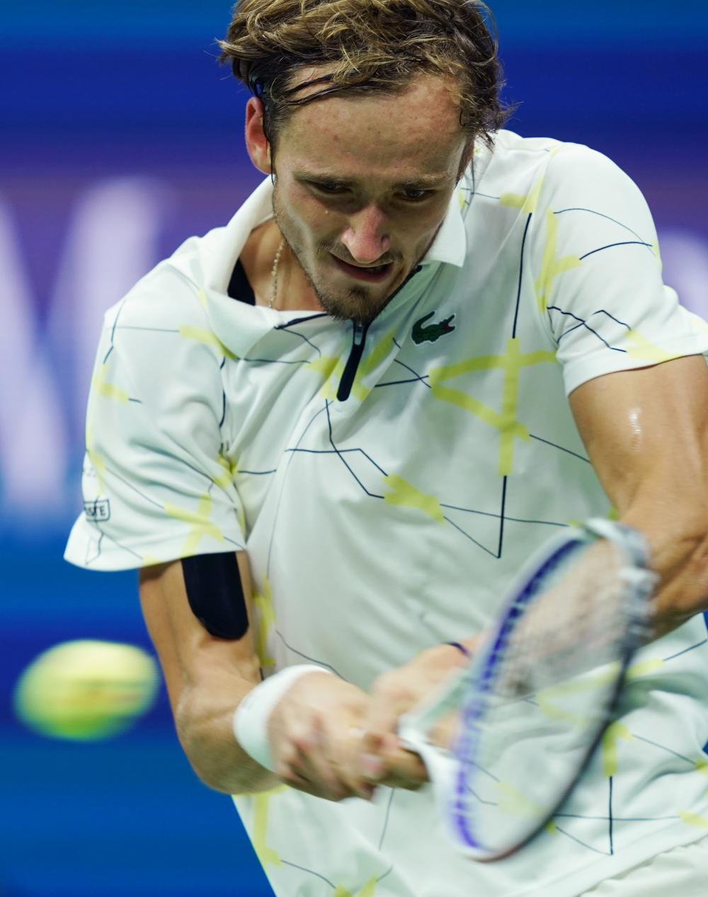 队在逆境中 队在逆境中