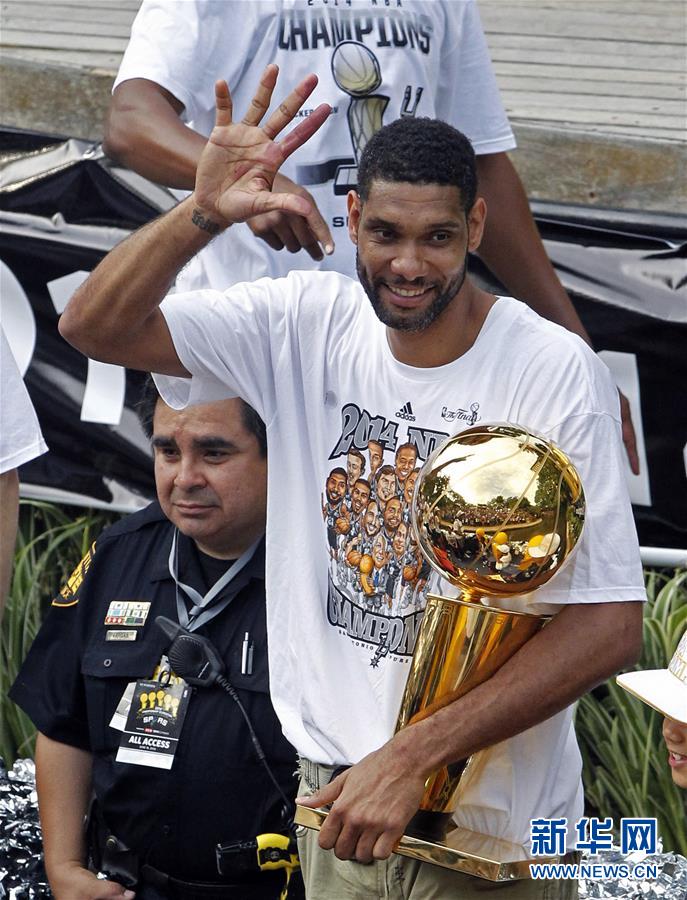 着球队中的 着球队中的